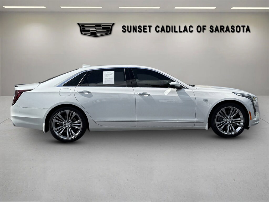 2020 Cadillac CT6 Platinum photo 2