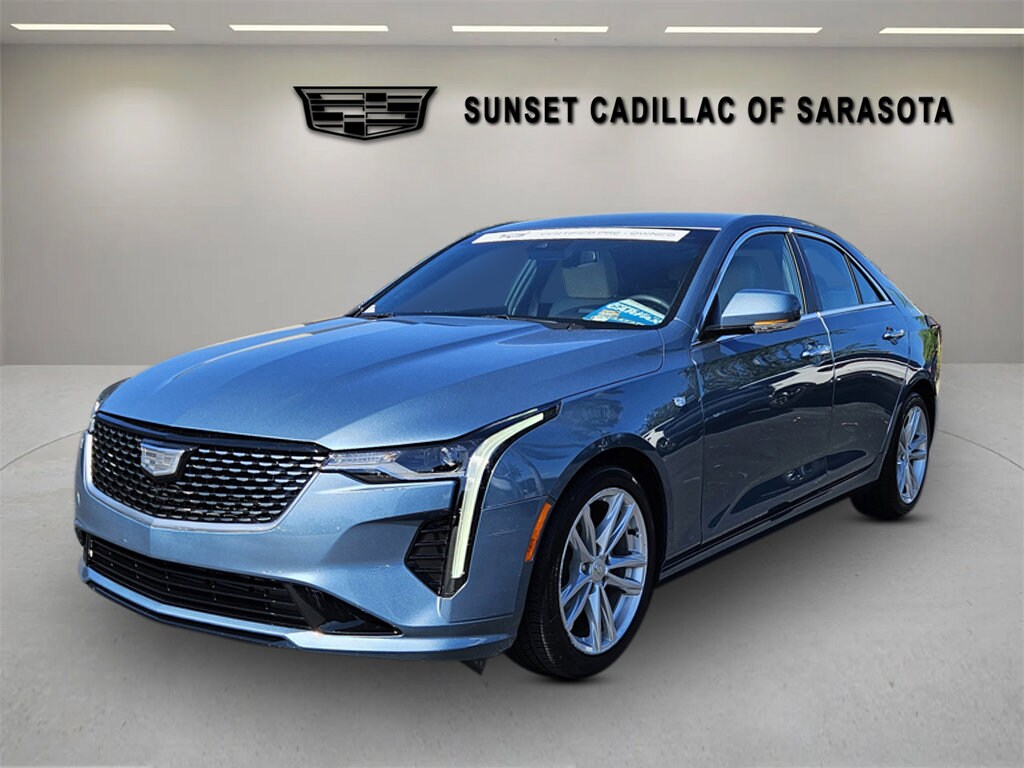 2023 Cadillac CT4 Luxury photo 3