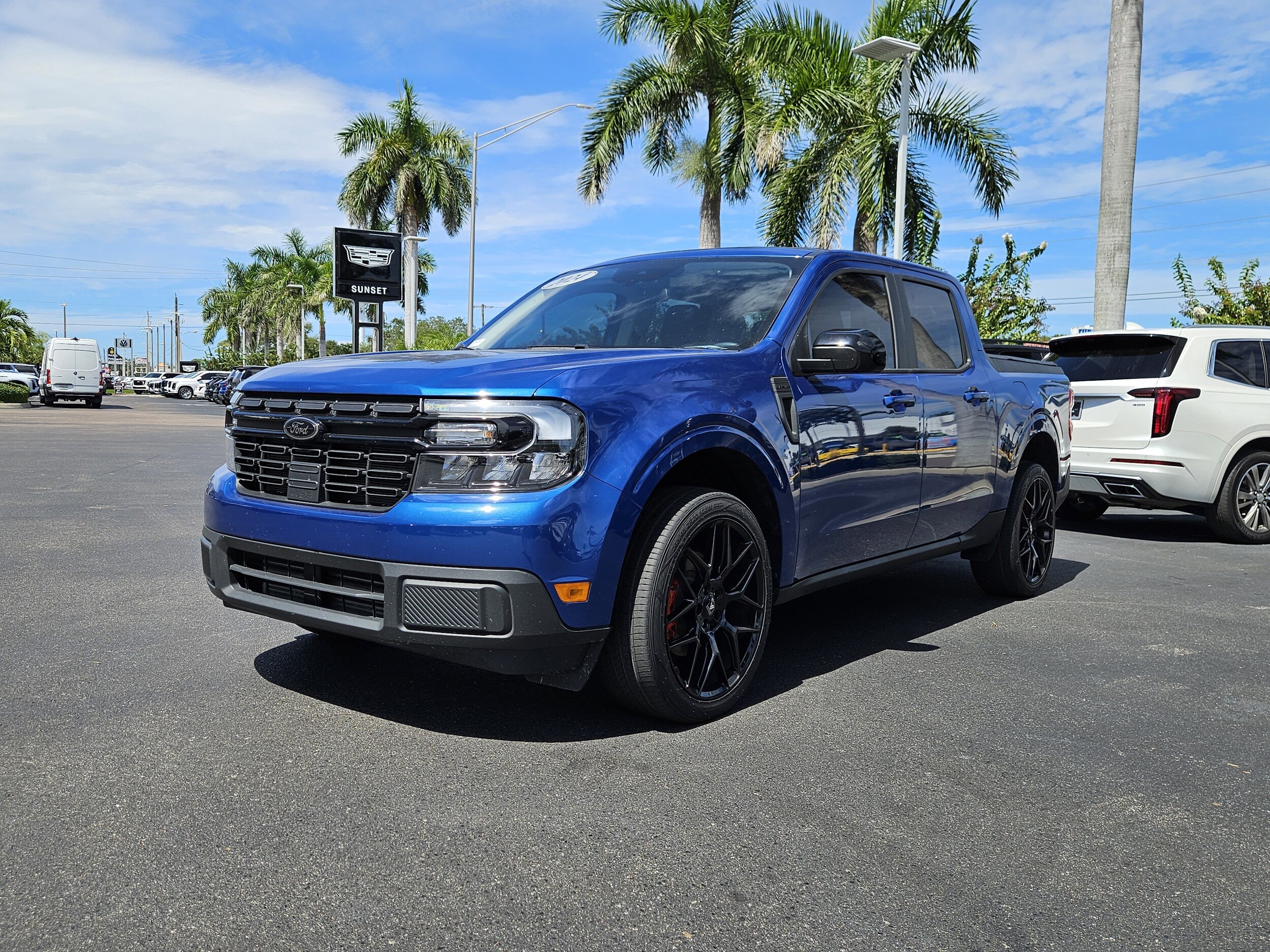 2024 Ford Maverick Lariat photo 2