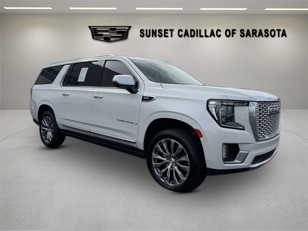 2021 GMC Yukon XL Denali's photo