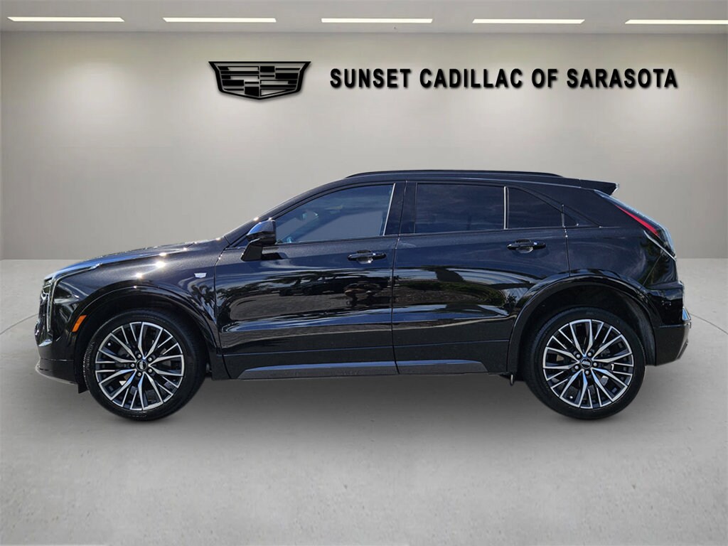 2024 Cadillac XT4 Sport photo 4