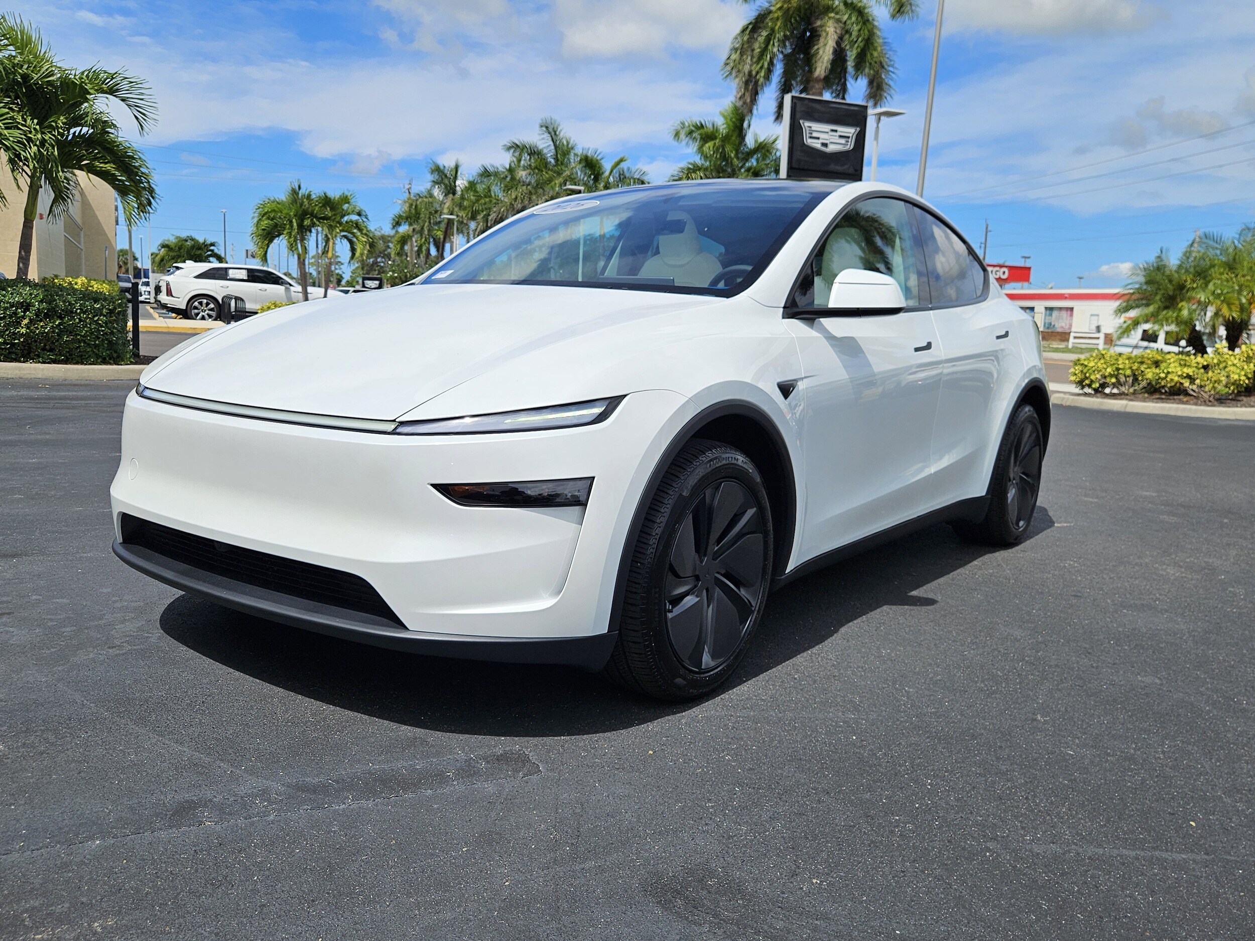 2026 Tesla Model Y Long Range photo 3