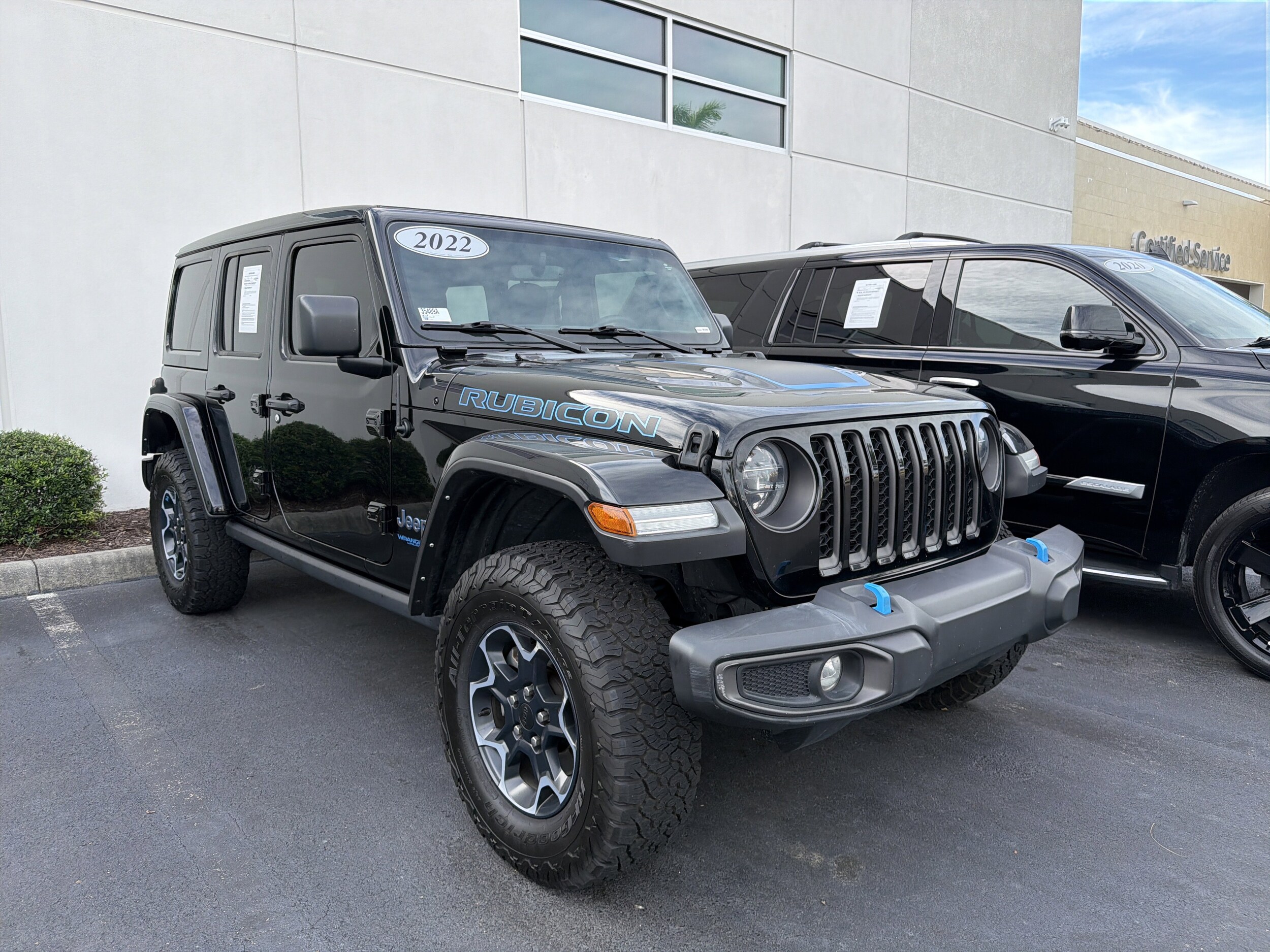 2022 Jeep Wrangler 4xe Unlimited Rubicon photo 2