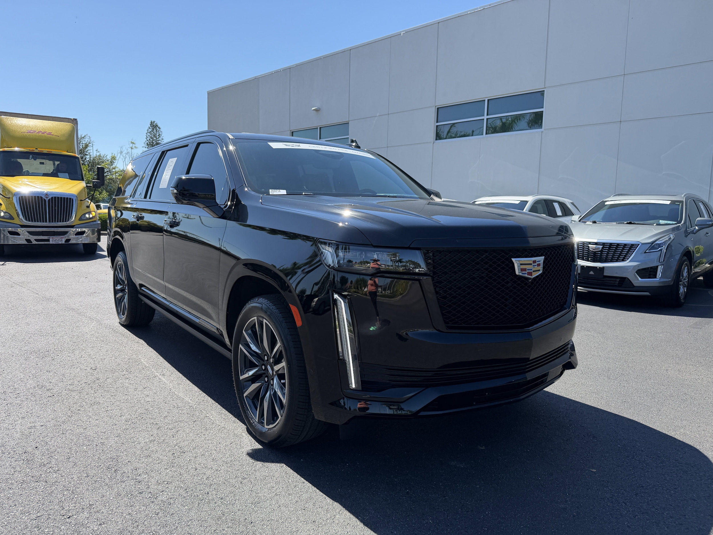 2024 Cadillac Escalade ESV 4WD Sport's photo