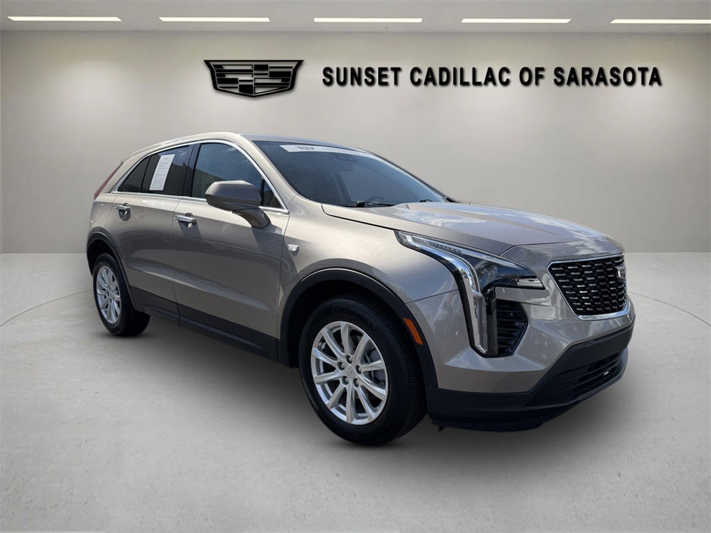 2023 Cadillac XT4 Luxury