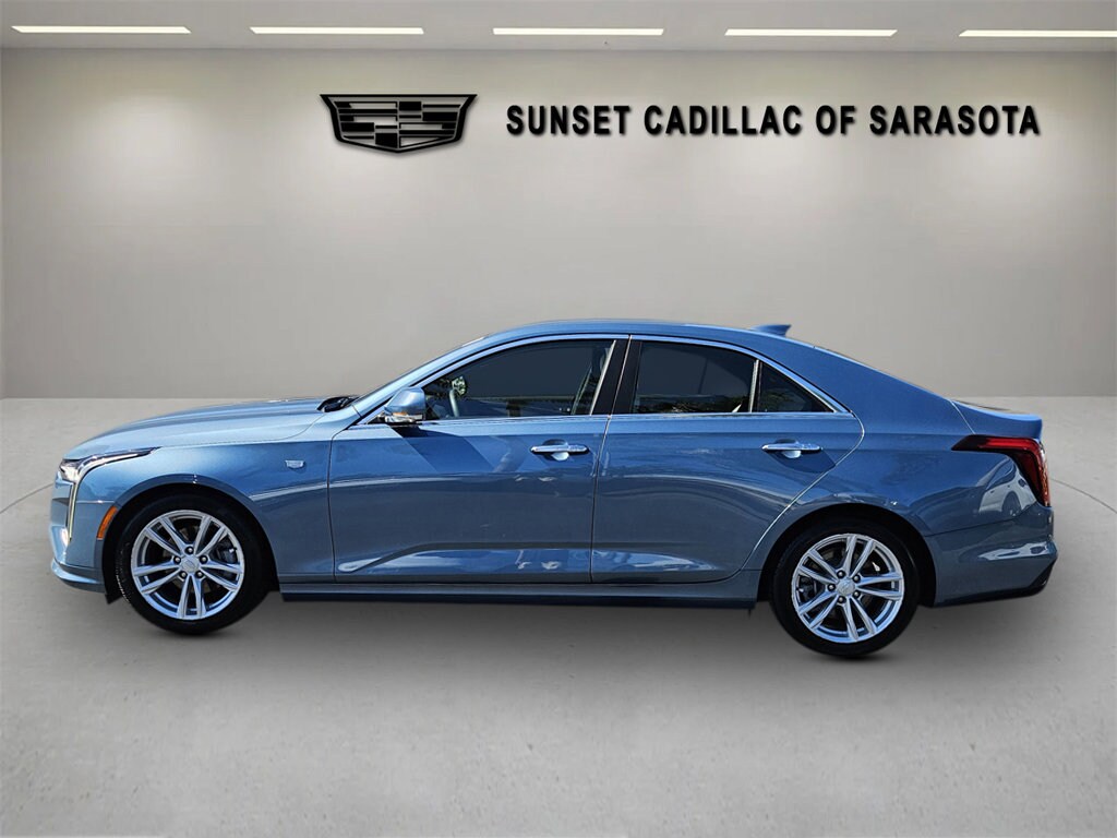 2023 Cadillac CT4 Luxury photo 4