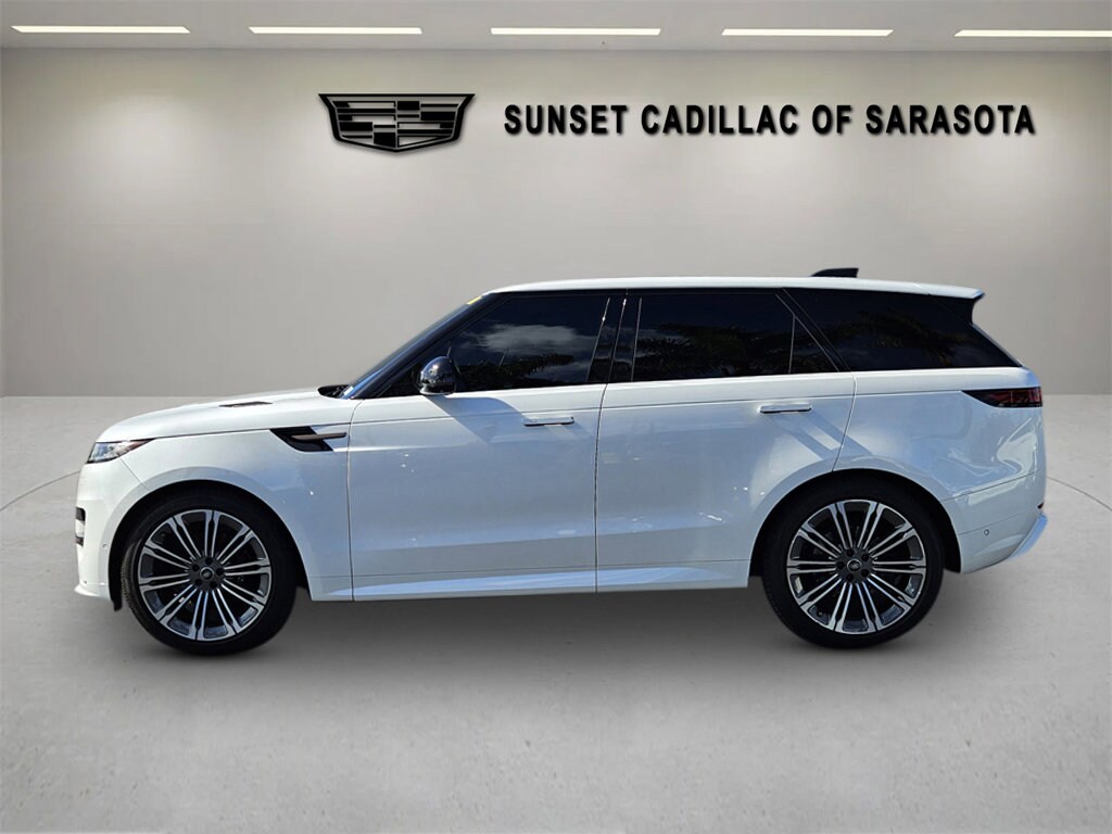 2025 Land Rover Range Rover Sport SE photo 4