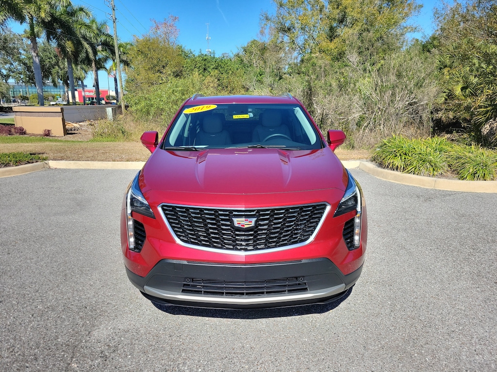 Used 2019 CADILLAC XT4 FWD Premium Luxury SUV
