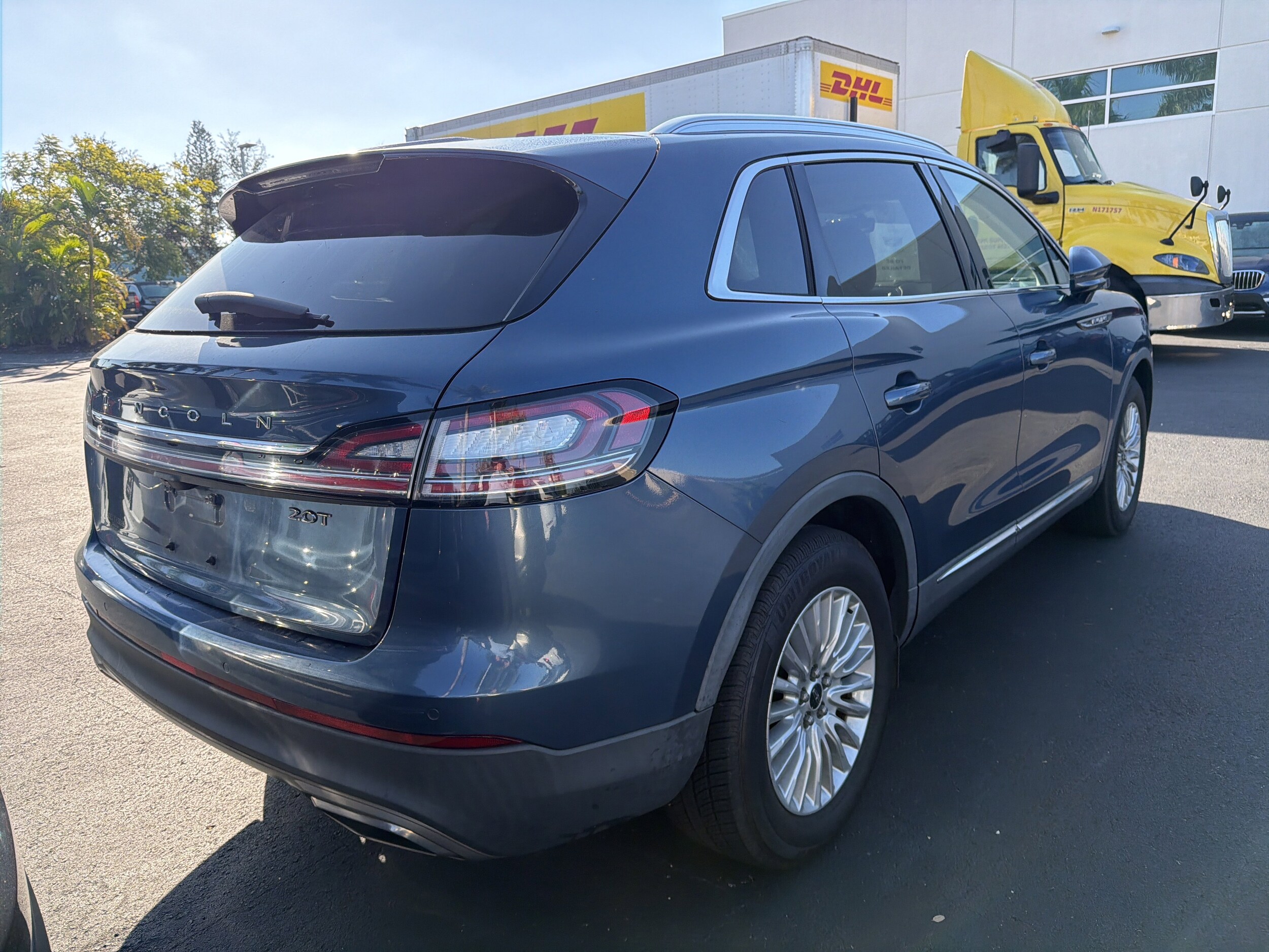 2019 Lincoln Nautilus Standard photo 3