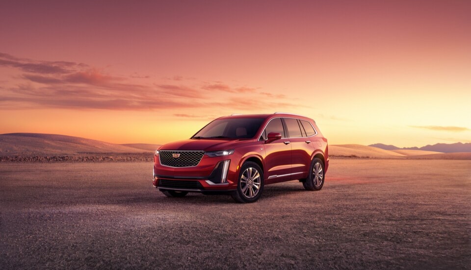 2025-Cadillac-XT6-PremiumLuxury-SUV-L02.jpeg