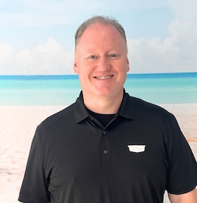 Staff member SEAN HOGAN from b24e1b0e0363