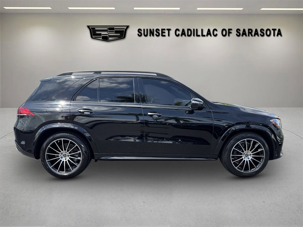 2022 Mercedes Benz GLE 450 4MATIC photo 2