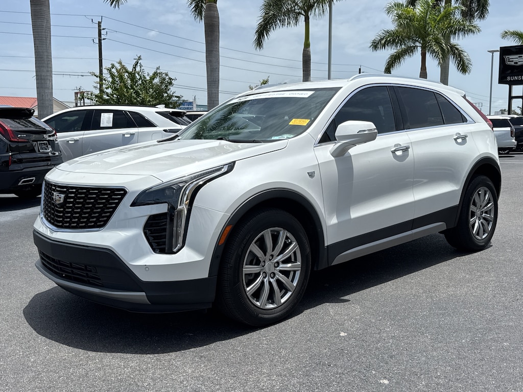 Certified 2022 CADILLAC XT4 Premium Luxury SUV