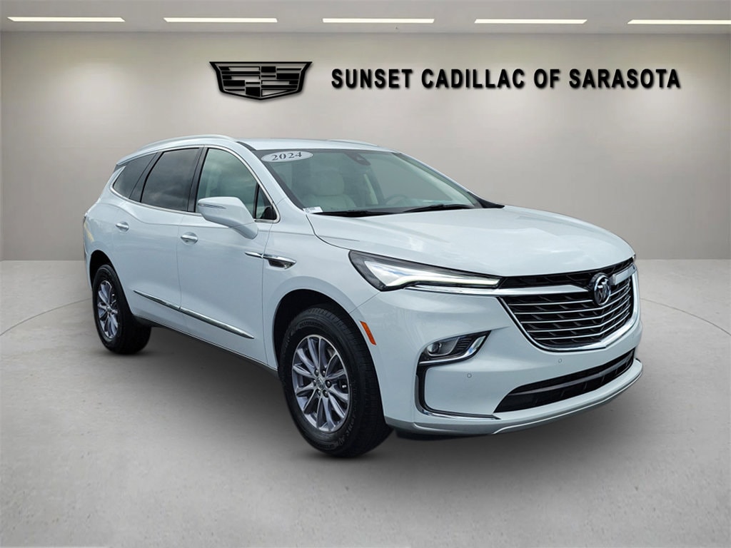 Used 2024 Buick Enclave Essence SUV
