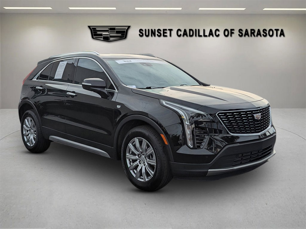 2023 Cadillac XT4 Premium Luxury