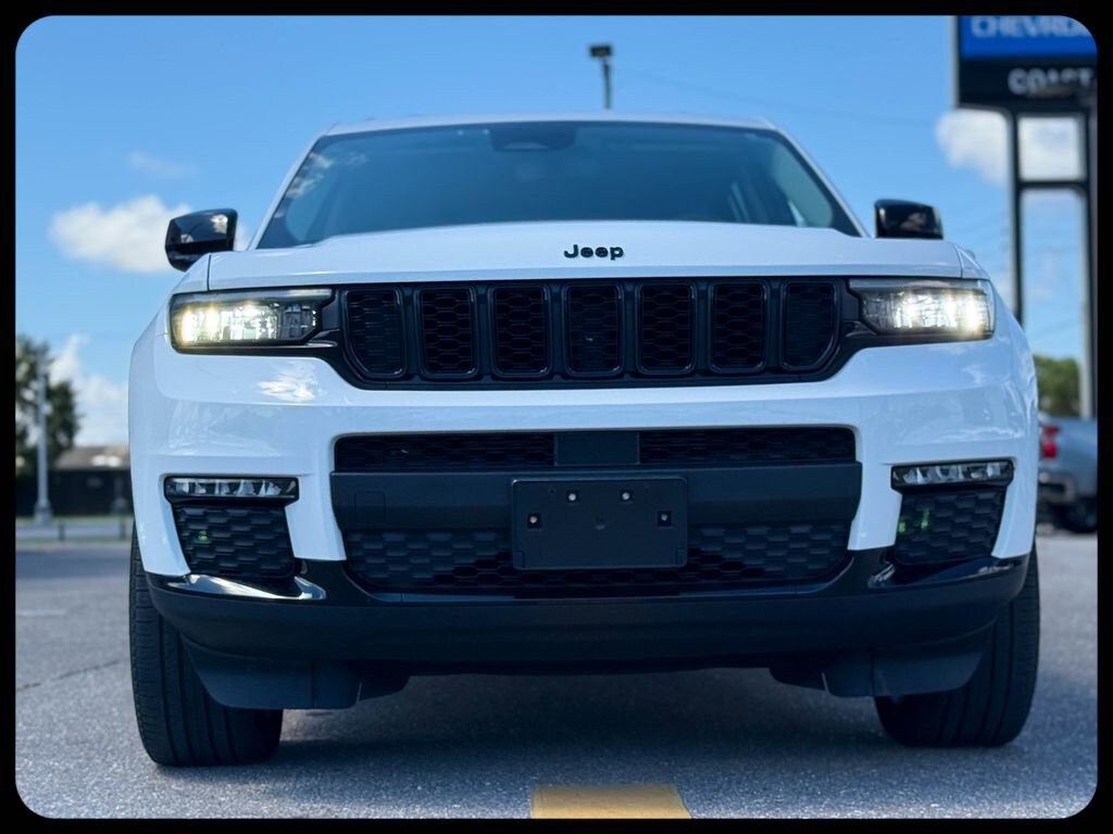 Used 2023 Jeep Grand Cherokee L Limited