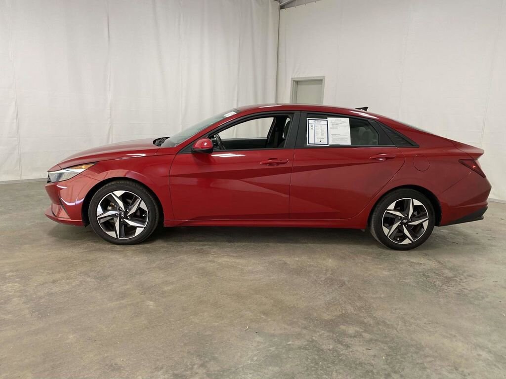 Used 2023 Hyundai Elantra SEL
