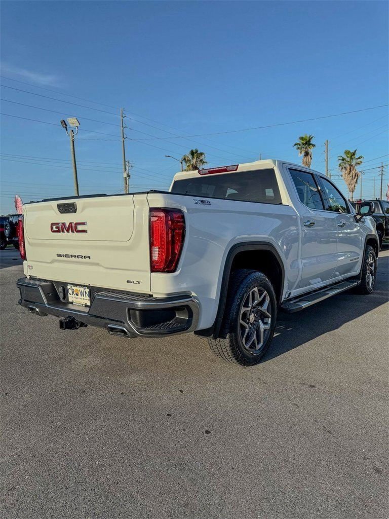 2023 Gmc Sierra 1500 SLT photo 3