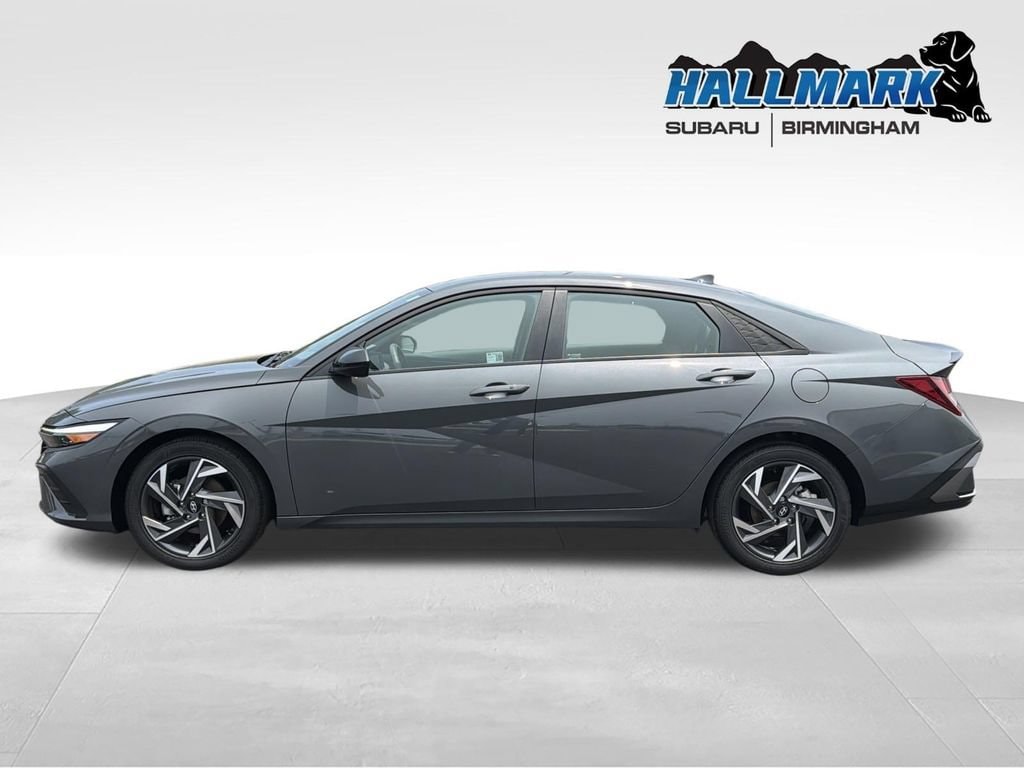 Used 2025 Hyundai Elantra SEL Sport
