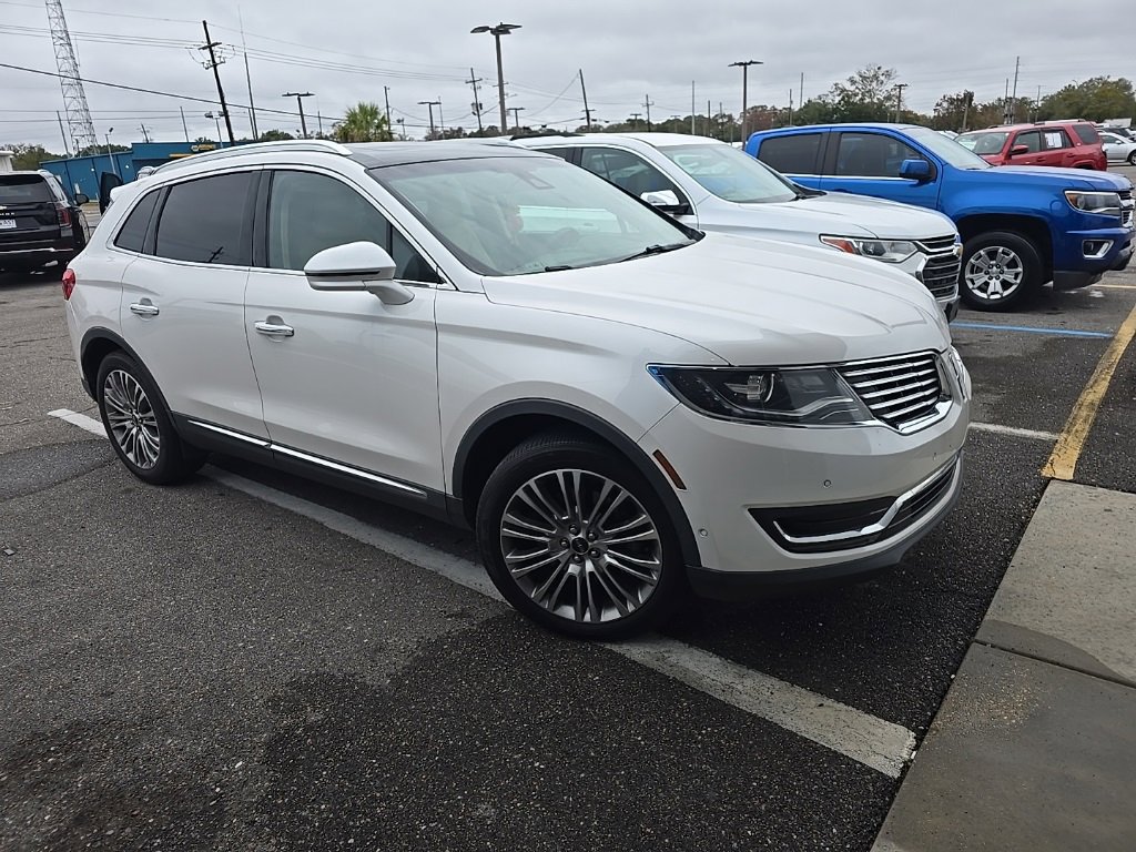 2018 Lincoln MKX Reserve's photo