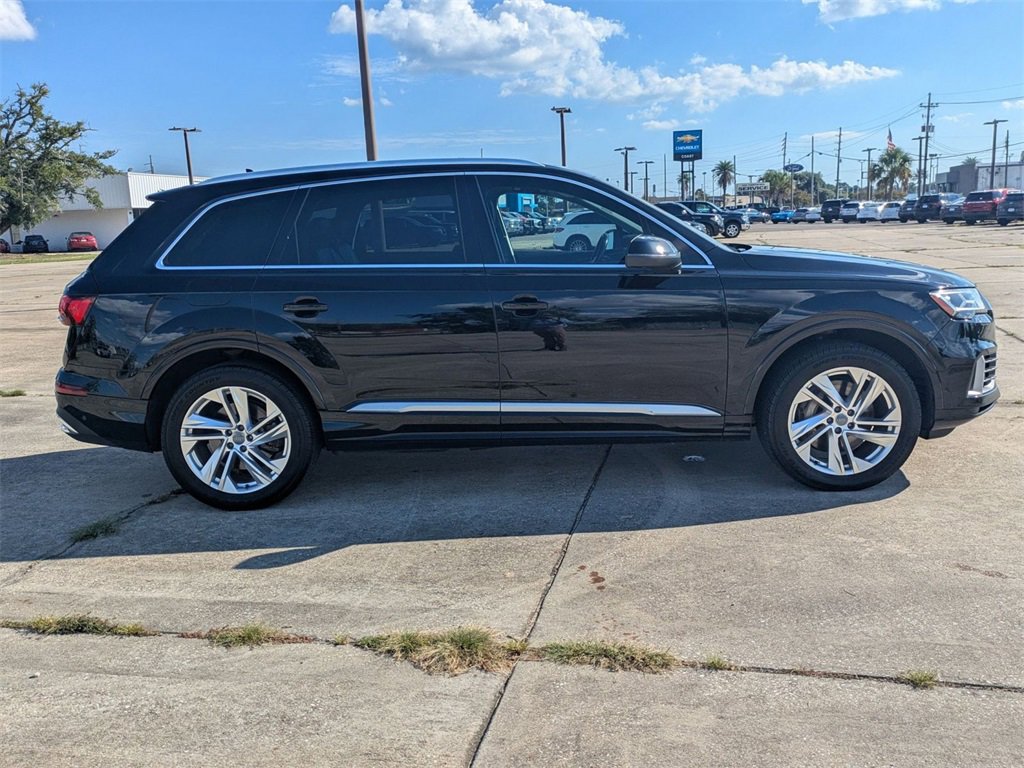 2020 Audi Q7 Premium Plus photo 3