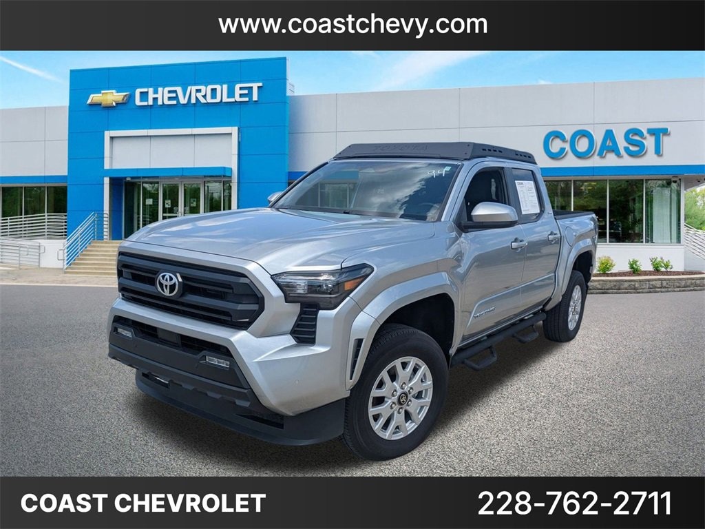 Used 2024 Toyota Tacoma 4WD SR5