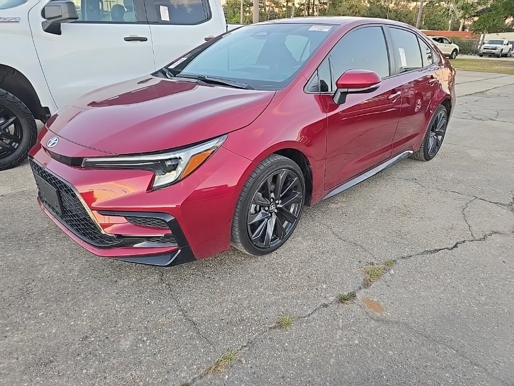 2024 Toyota Corolla SE's photo
