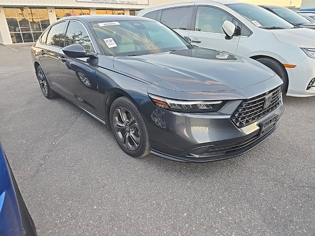 Used 2023 Honda Accord Sedan EX