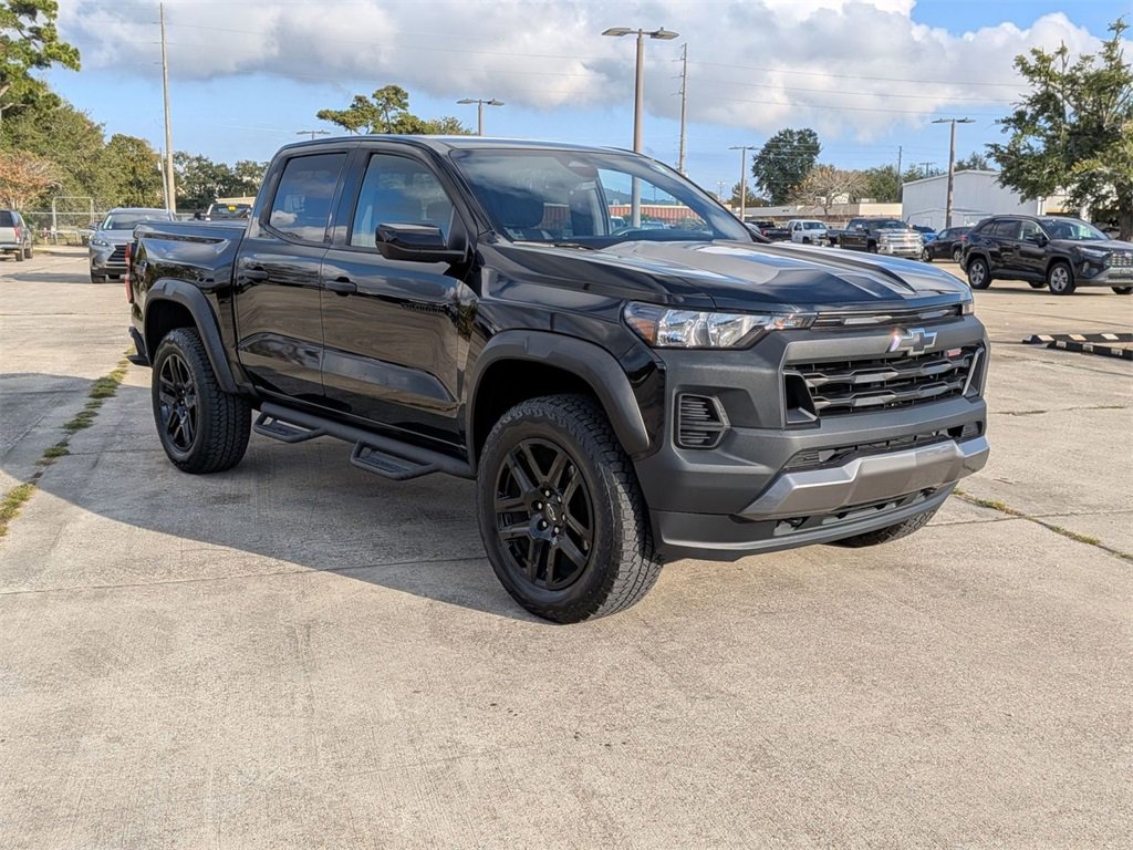 2023 Chevrolet Colorado Trail Boss photo 3
