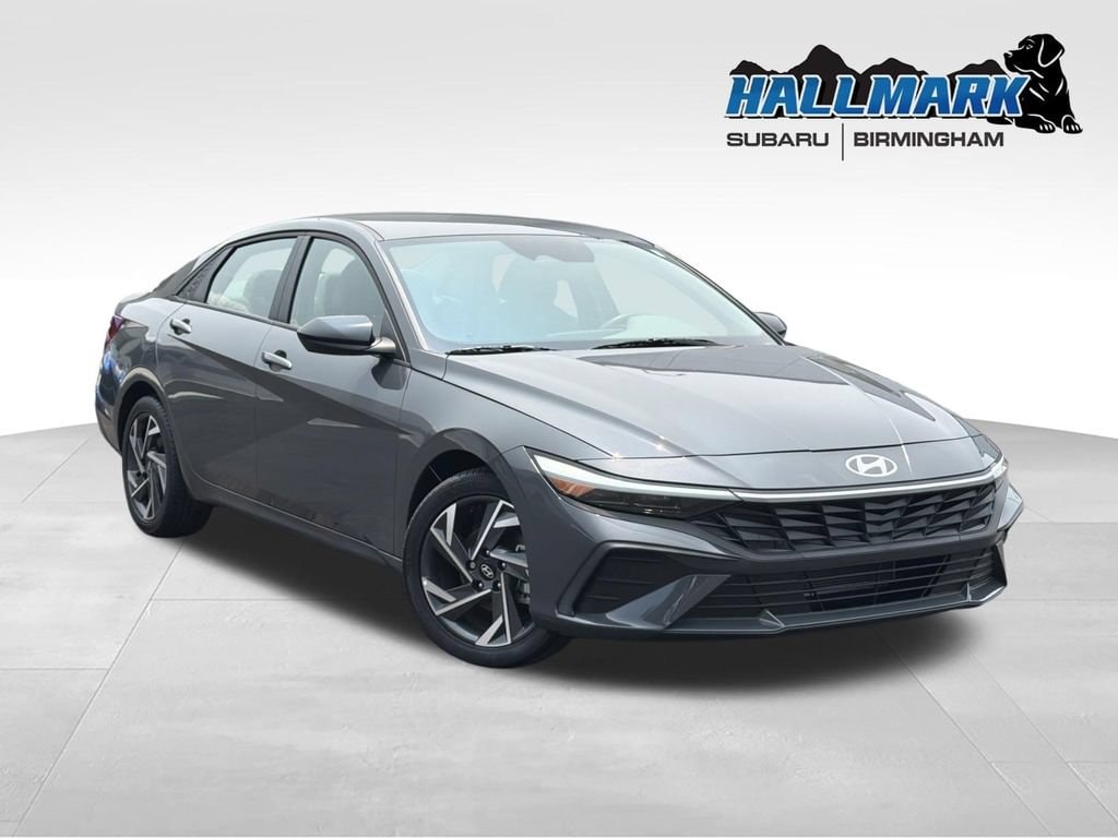 Used 2025 Hyundai Elantra SEL Sport