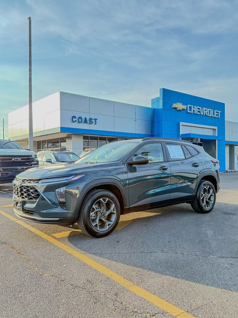 2025 Chevrolet Trax SUV 