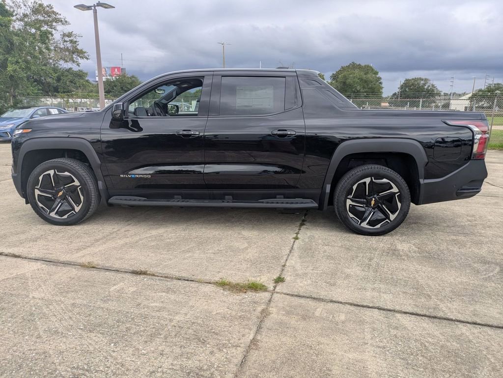2026 Chevrolet Silverado EV LT - Photo 9