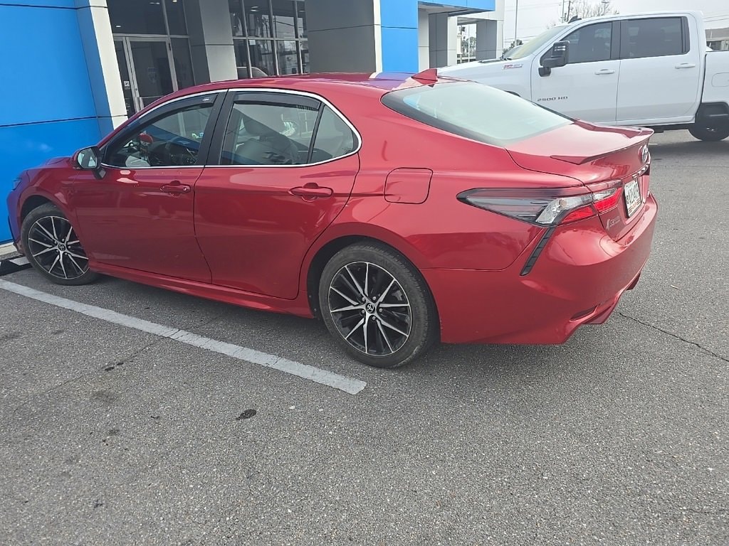 Used 2022 Toyota Camry SE