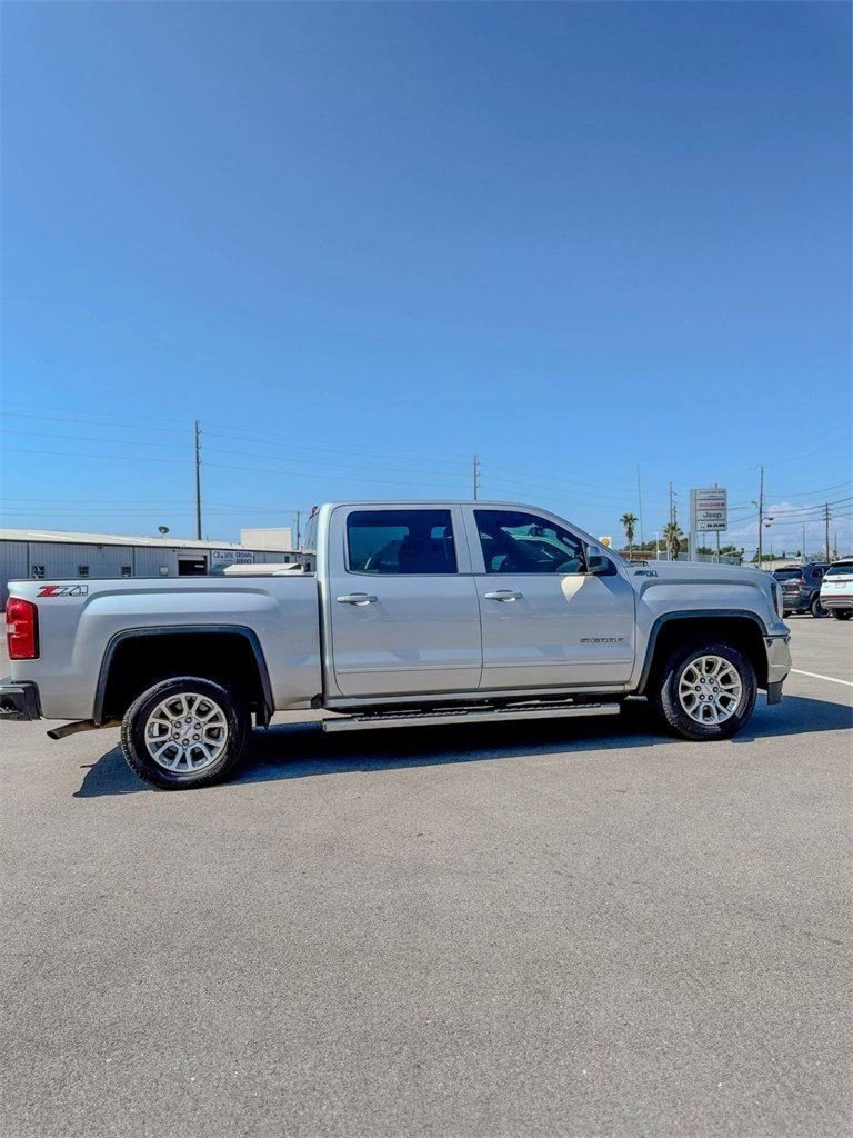 2016 Gmc Sierra 1500 SLE photo 3