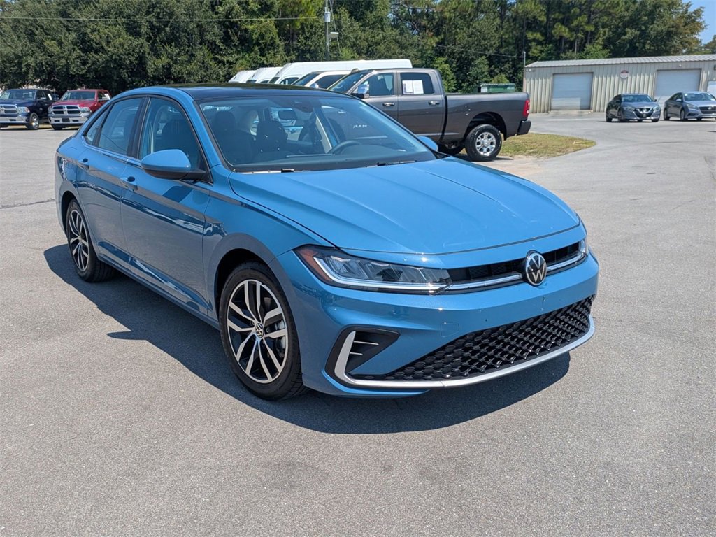 2025 Volkswagen Jetta 1.5T SE photo 3