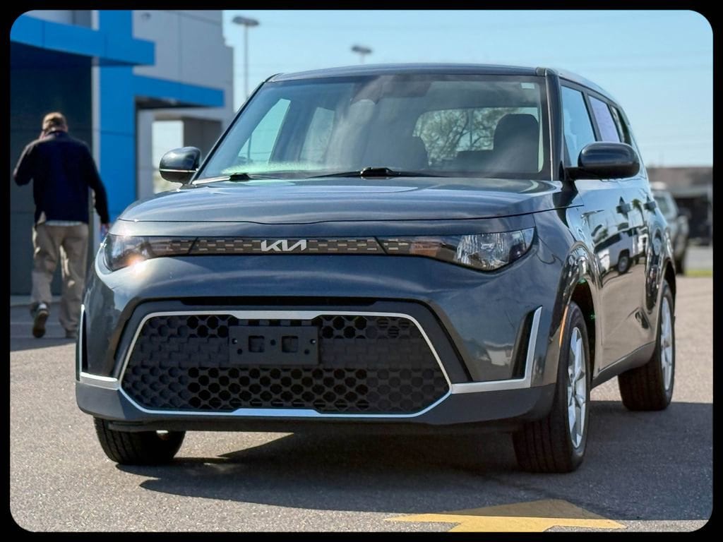 Used 2023 Kia Soul LX with VIN KNDJ23AU0P7881592 for sale in Pascagoula, MS