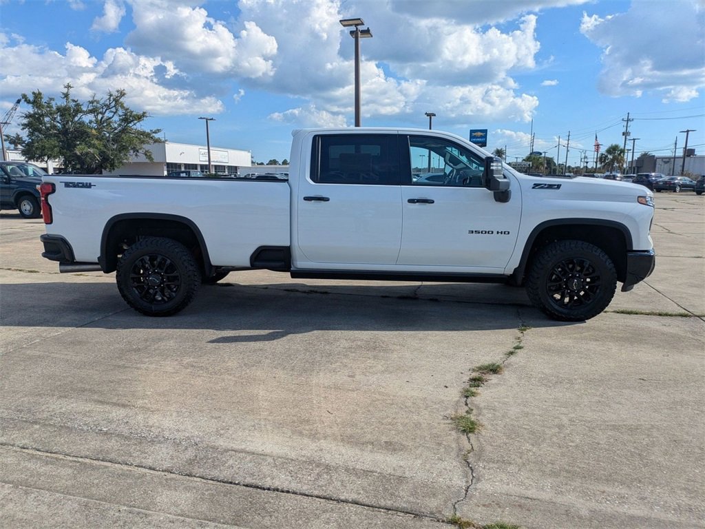 2012 Chevrolet Silverado 1500 LT photo 2