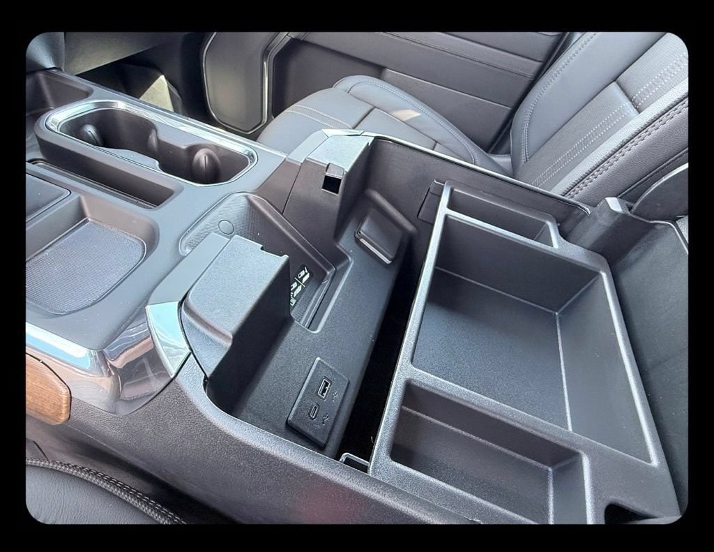 2026 Chevrolet Silverado 1500 High Country - Photo 9