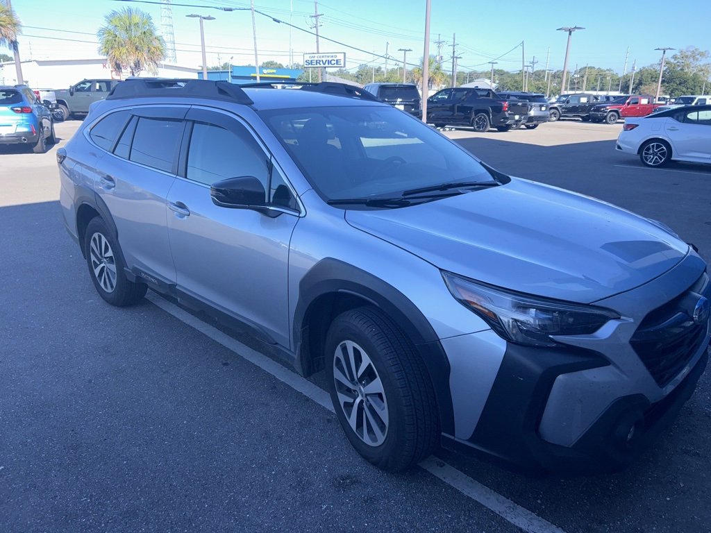 2025 Subaru Outback Premium photo 3