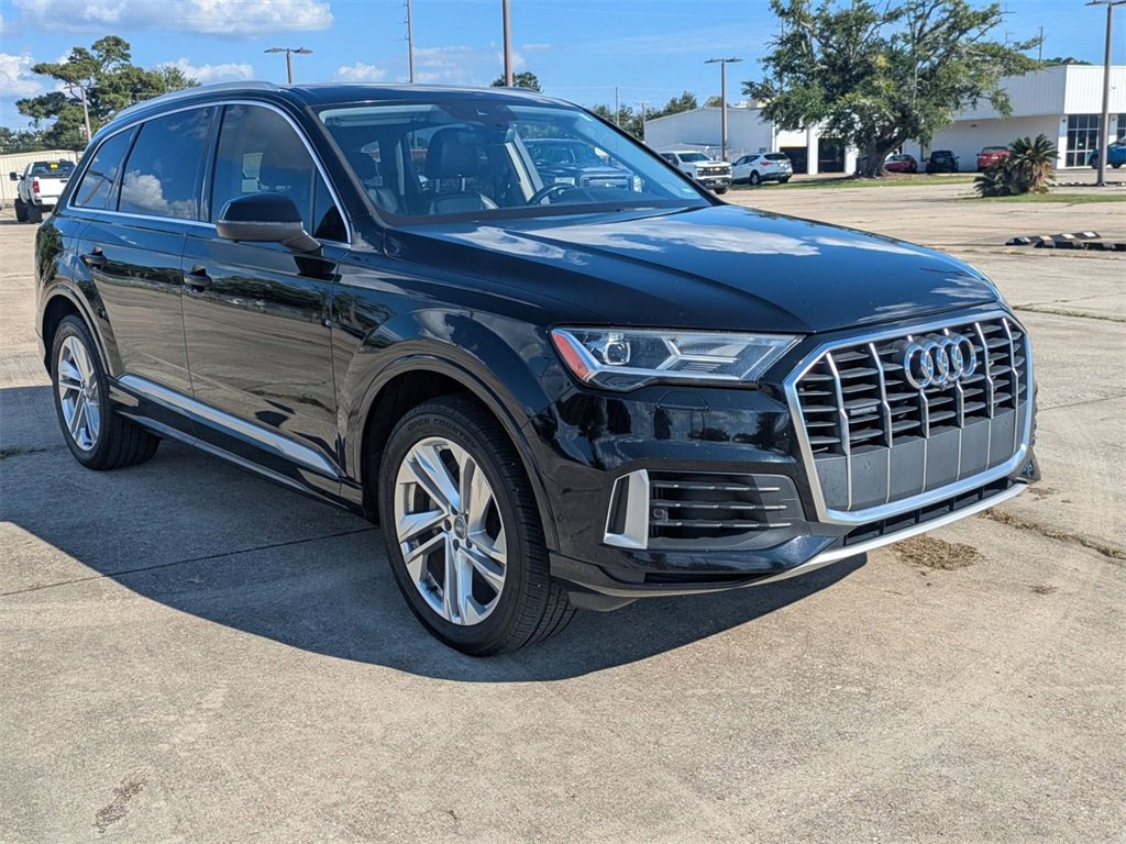2020 Audi Q7 Premium Plus photo 2