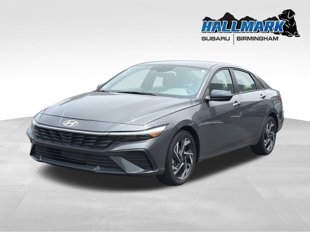 Used 2025 Hyundai Elantra SEL Sport