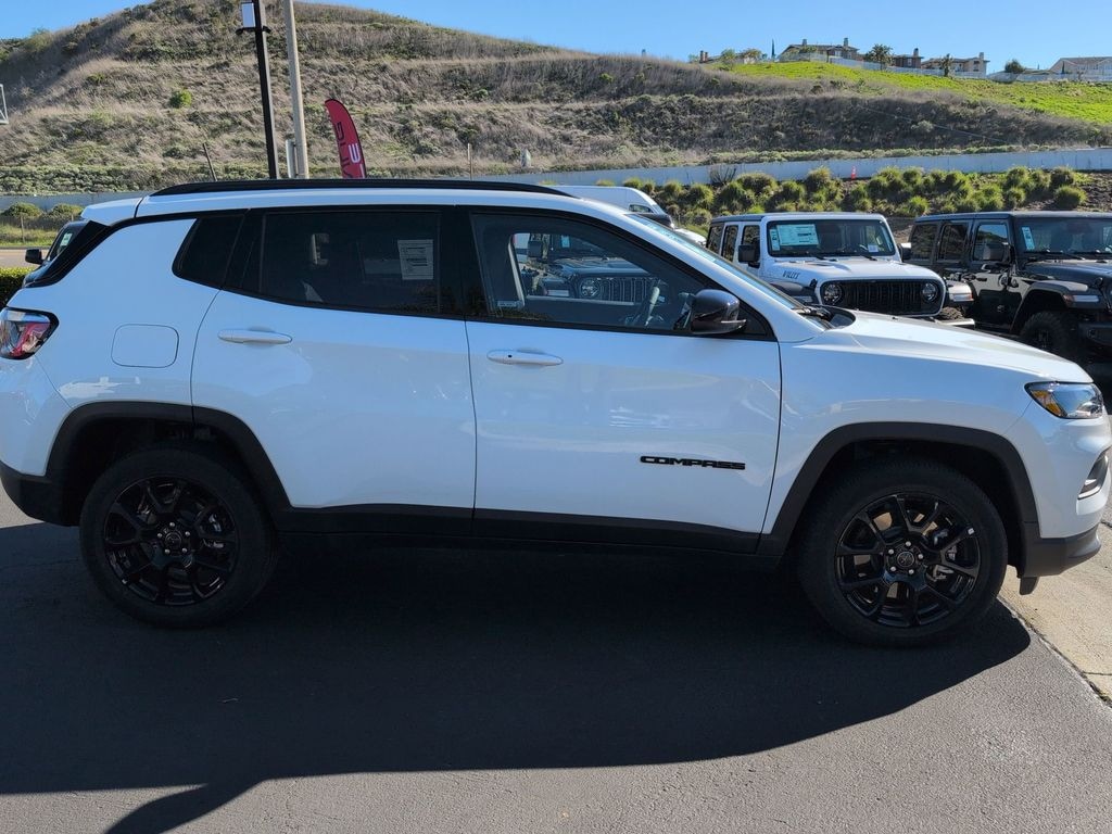 New 2026 Jeep Compass LATITUDE ALTITUDE 4X4 Sport Utility
