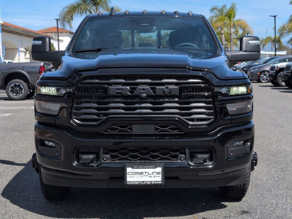 New 2026 Ram 3500 BIG HORN CREW CAB 4X4 8' BOX Pickup