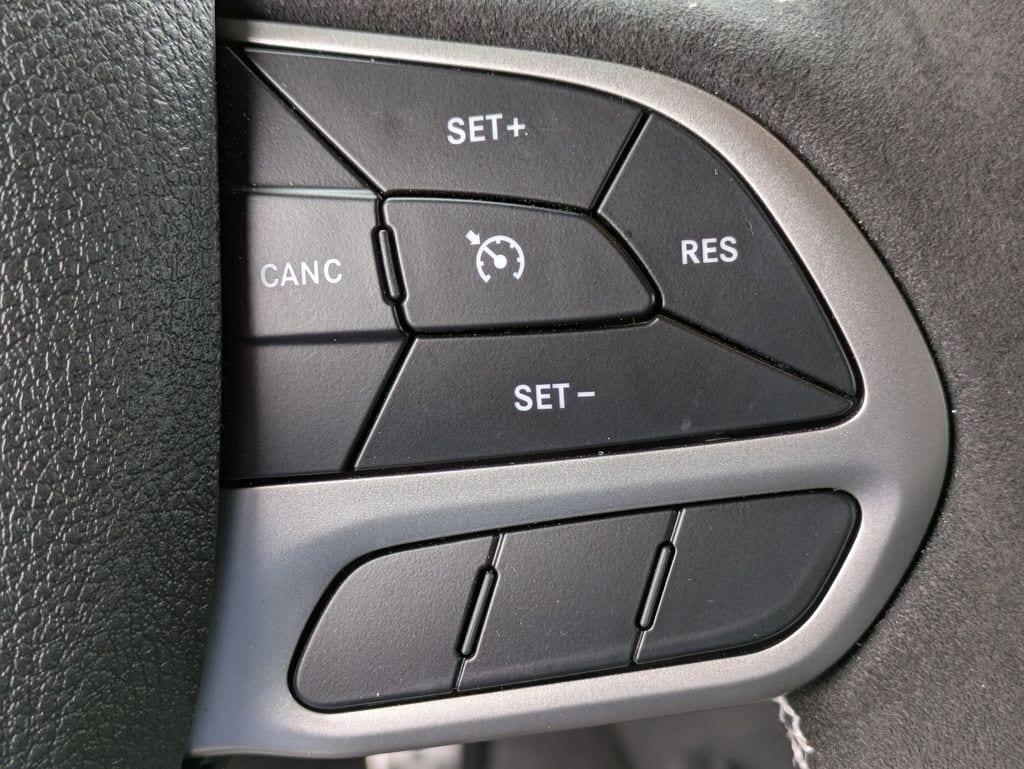 2022 Dodge Challenger SRT - Photo 16