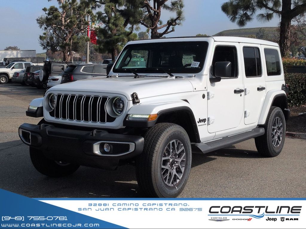 2025 Jeep Wrangler 4-Door Sahara's photo