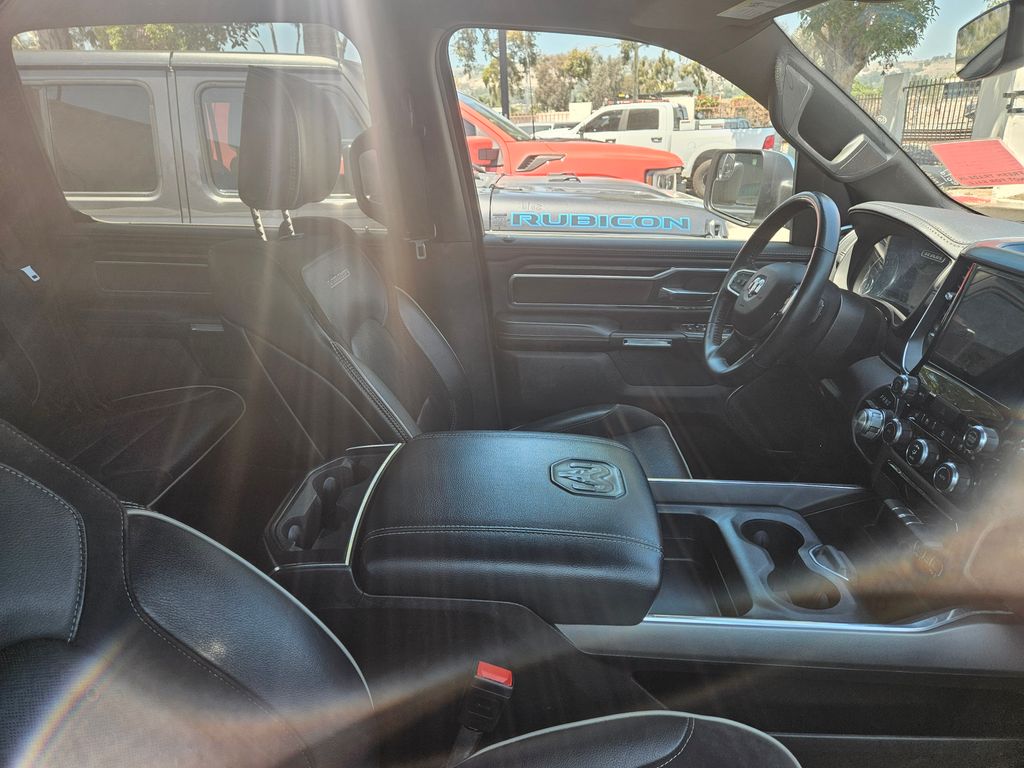 2024 Ram 1500 Laramie photo 2