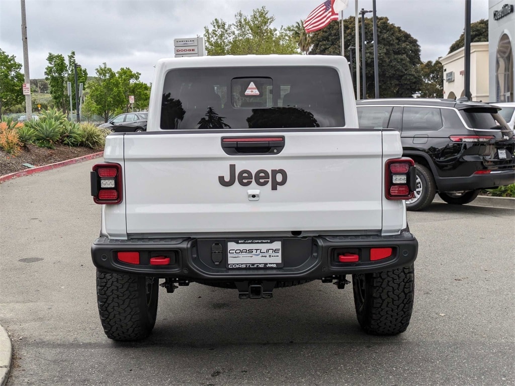 2024 Jeep Gladiator RUBICON X 4X4 Sport Utility Bright White