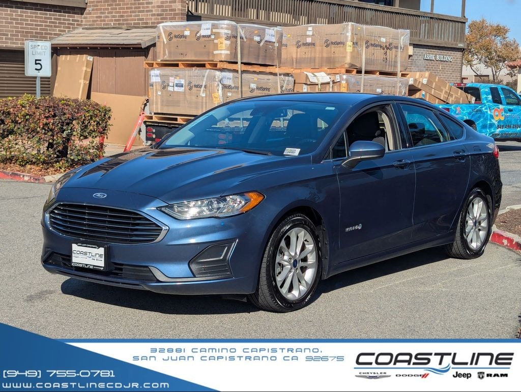 Used 2019 Ford Fusion Hybrid SE Sedan