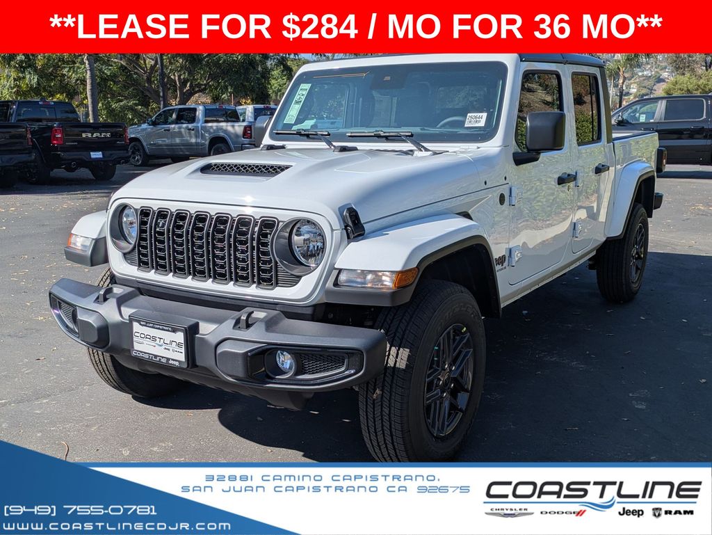 2025 Jeep Gladiator Sport S's photo