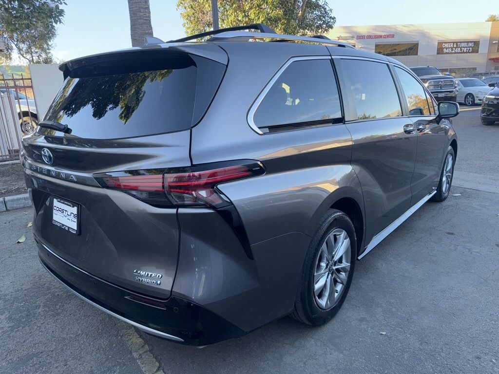 Used 2024 Toyota Sienna Limited 7 Passenger Van Passenger Van